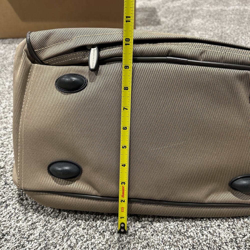 Dockers Tan Messenger Overnight Carry-On Travel Bag, Lots of Storage - Picture 5 of 11